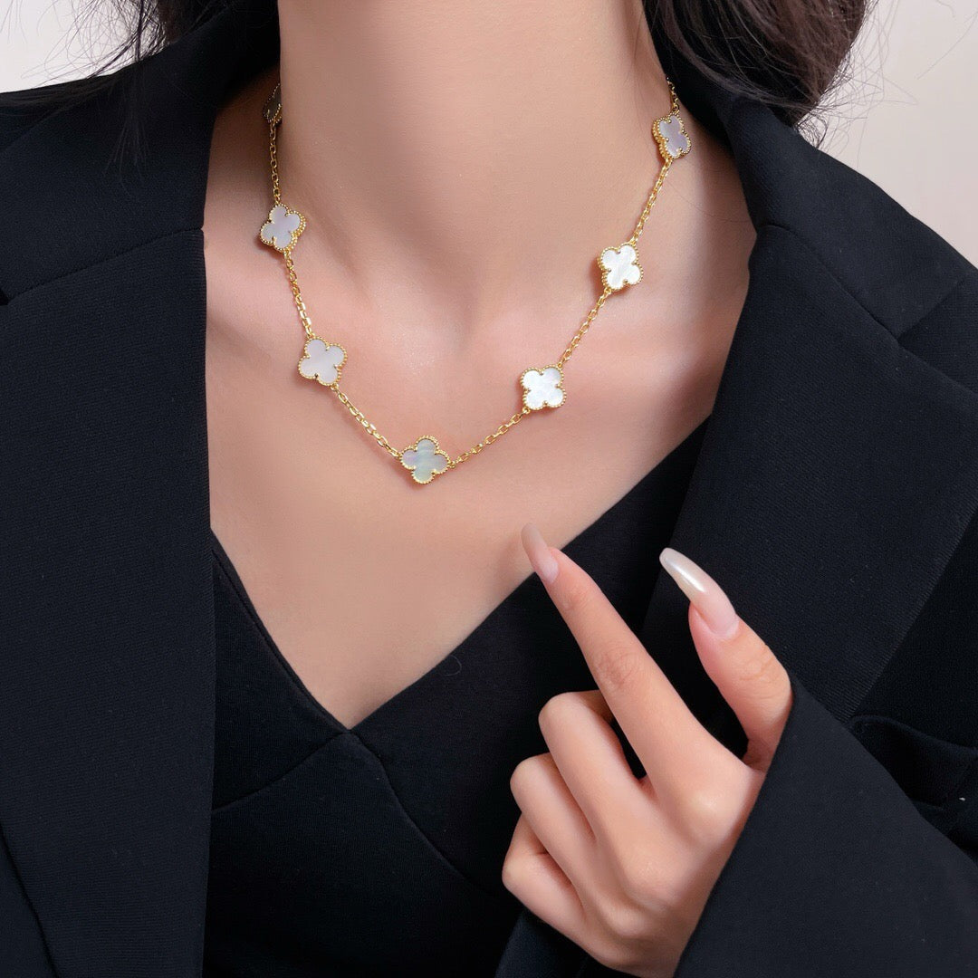 [Regal Gem]CLOVER 10 MOTIFS WHITE MOTHER OF PEARL NECKLACE
