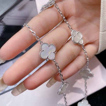 [Regal Gem]CLOVER 10 MOTIFS WHITE MOTHER OF PEARL NECKLACE