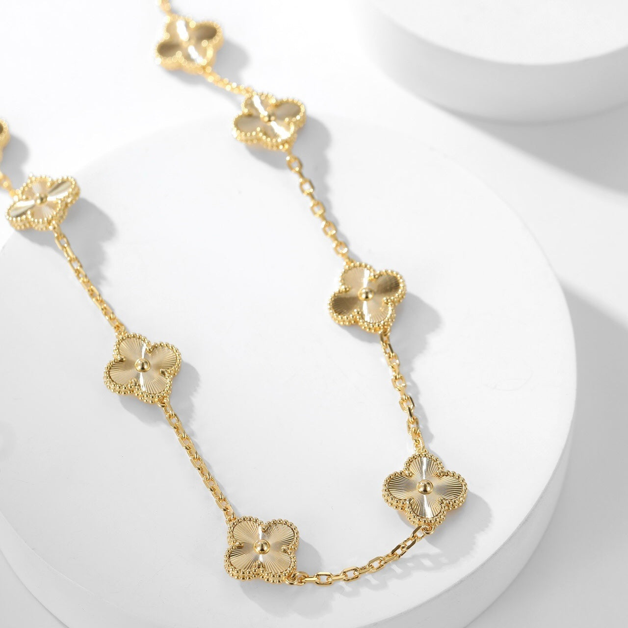 [Regal Gem]CLOVER 10 MOTIFS LASER NECKLACE