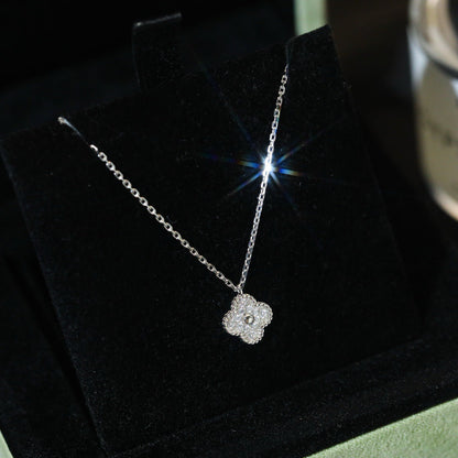 [Regal Gem]CLOVER MINI 9.5MM PENDANT DIAMOND NECKLACE