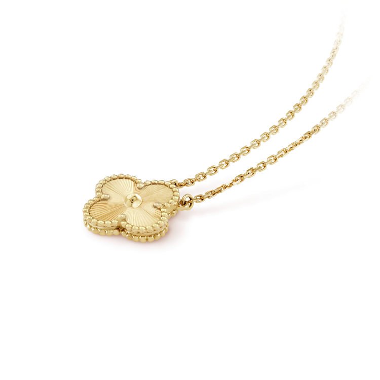 [Regal Gem]CLOVER 15MM LASER NECKLACE