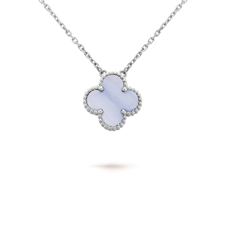 [Regal Gem]CLOVER 15MM BLUE CHALCEDONY NECKLACE SILVER