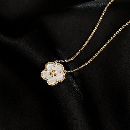 [Regal Gem]LUCKY  WHITE MOP  PLUM BLOSSOM NECKLACE