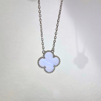 [Regal Gem]CLOVER 15MM BLUE CHALCEDONY NECKLACE SILVER