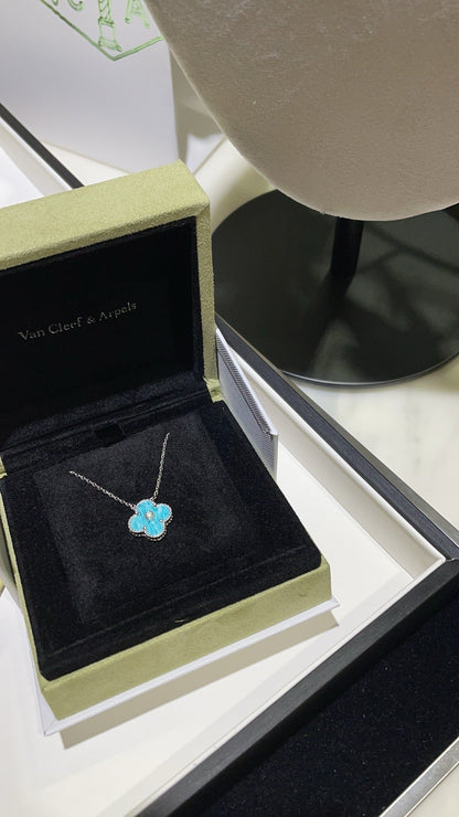 [Regal Gem]CLOVER 15MM DIAMOND SVRES PORCELAIN  NECKLACE SILVER