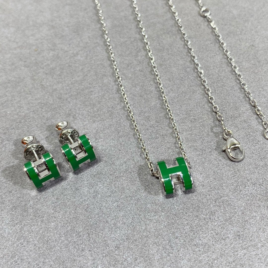 [Regal Gem]POP H GREEN NECKLACE SILVER AND GOLD