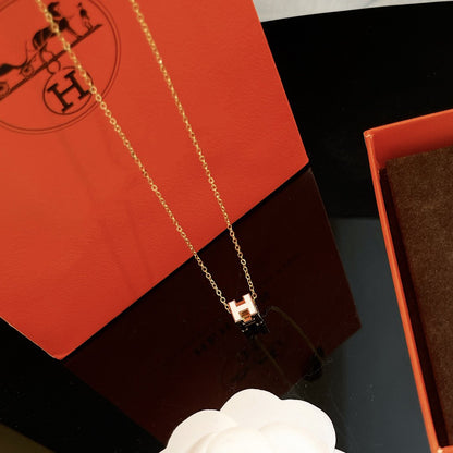 [Regal Gem]H WHITE SQUARE GOLD NECKLACE