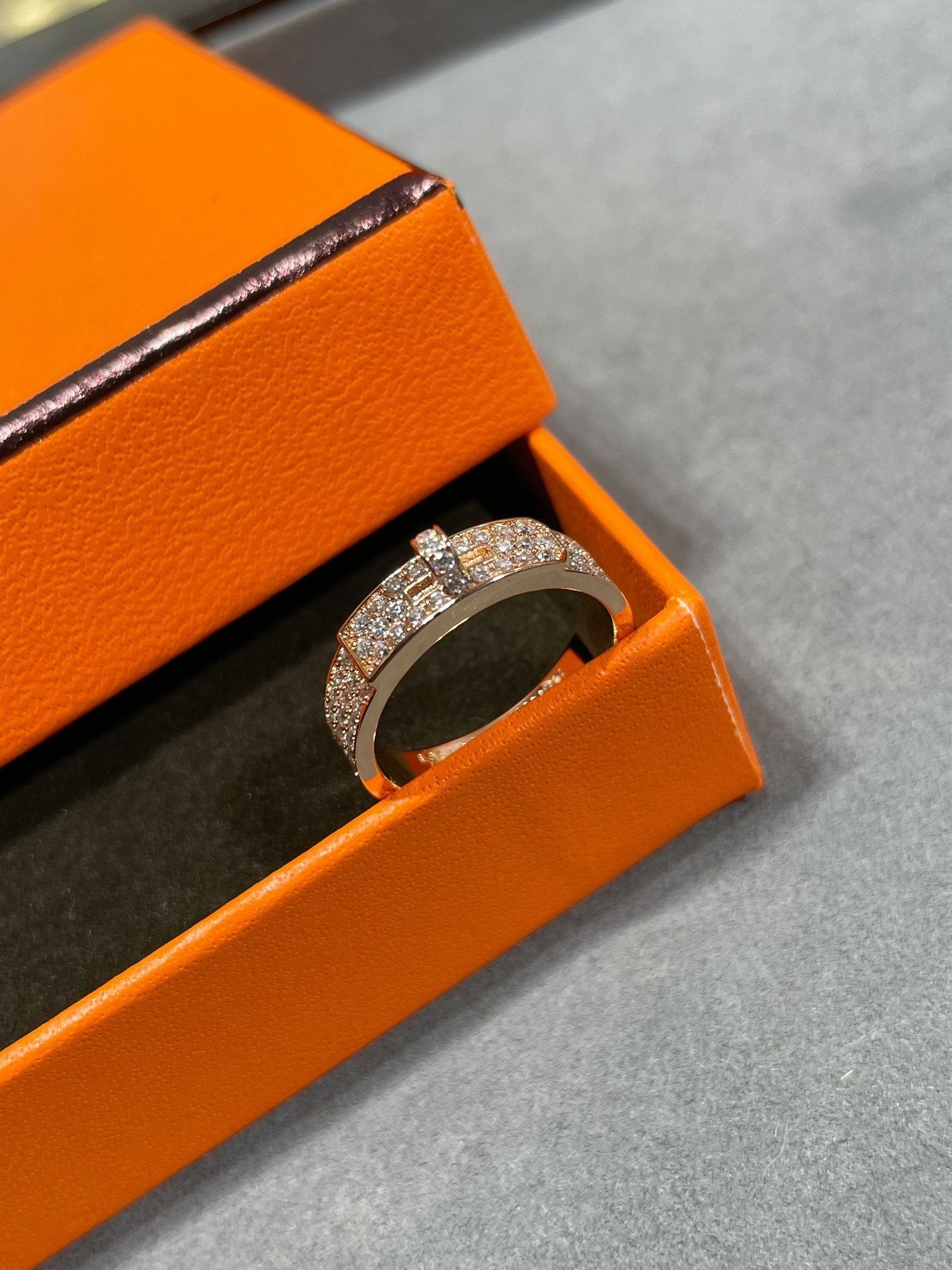[Regal Gem]KELLY PINK GOLD DIAMOND RING