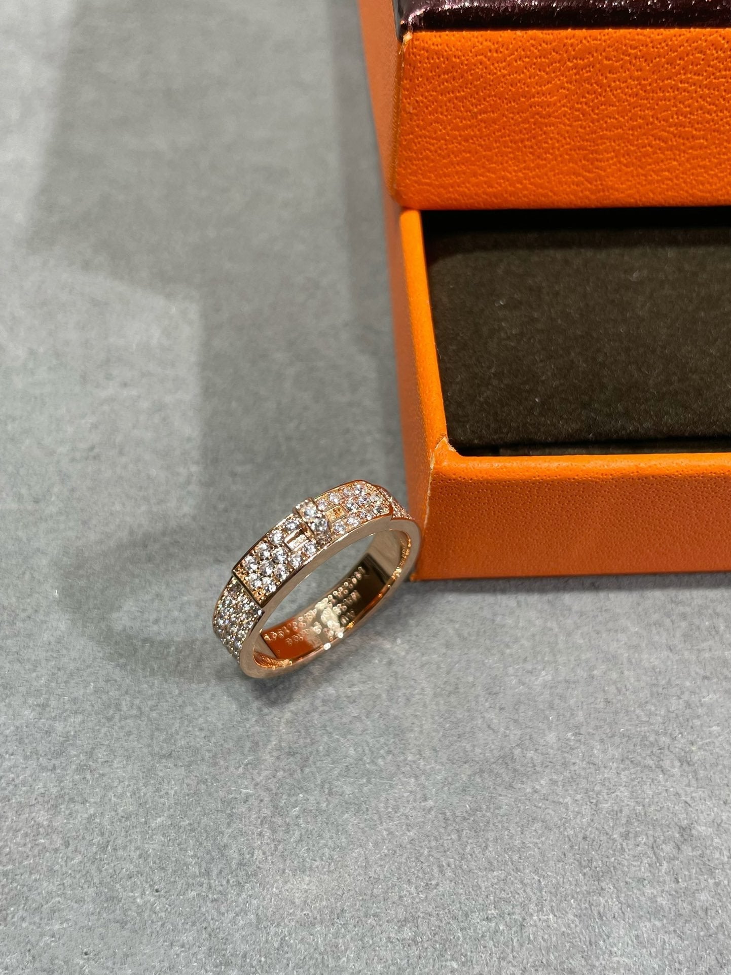 [Regal Gem]KELLY PINK GOLD DIAMOND RING