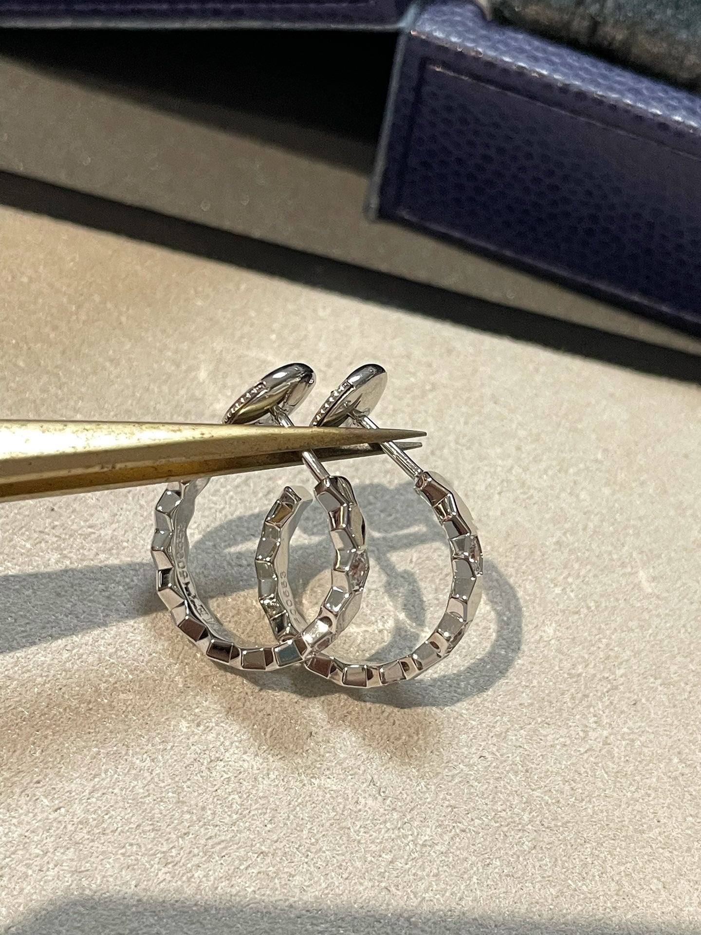 [Regal Gem]Hollow Design Four-Leaf Clover Flower Shape Ring
