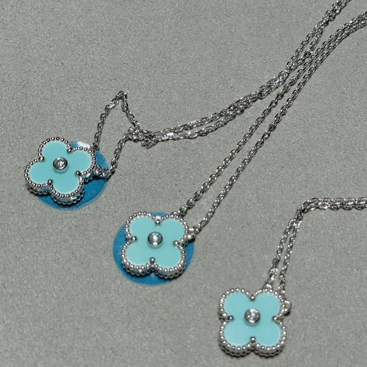 [Regal Gem]CLOVER 1 DIAMOND LIGHT BLUE SILVER NECKLACE