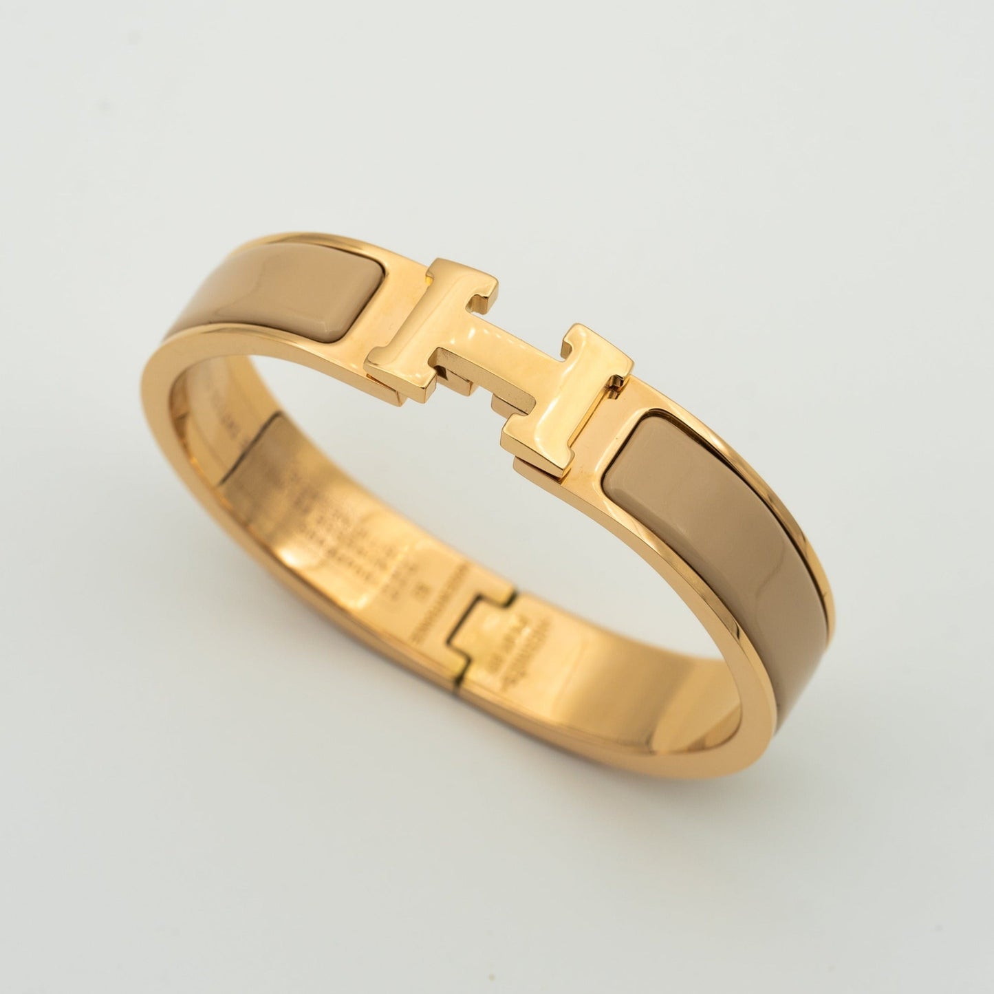 [Regal Gem]H GREY BRACELET