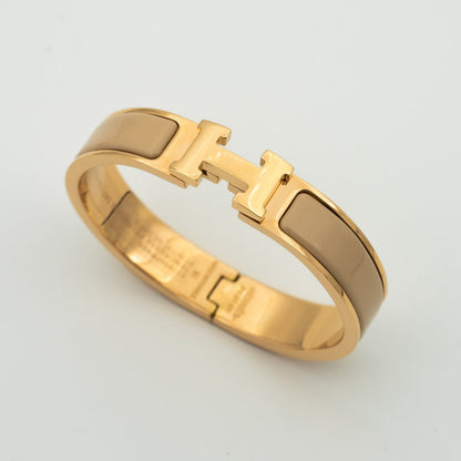 [Regal Gem]H GREY BRACELET