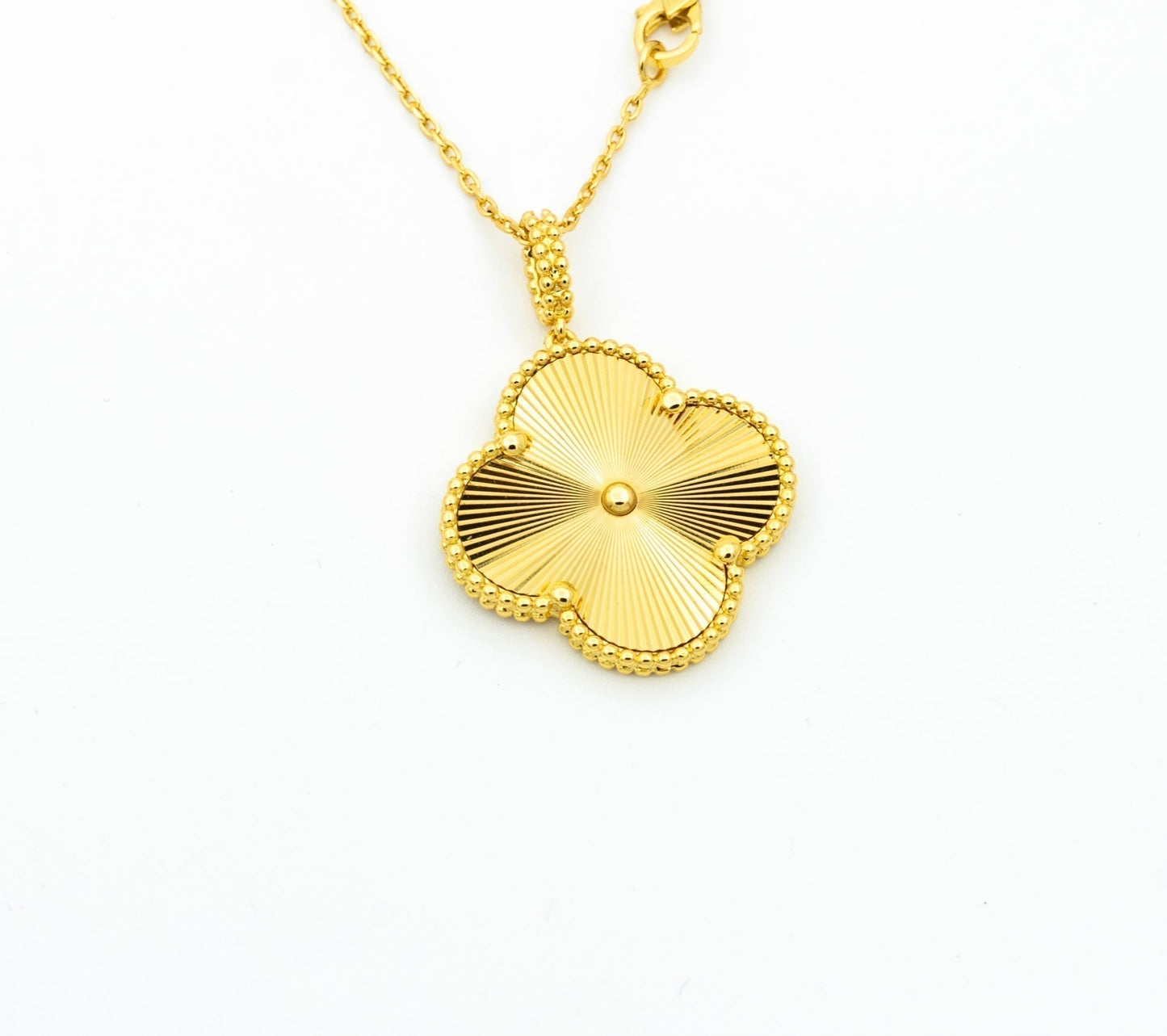 [Regal Gem]CLOVER 25MM PEDANT NECKLACE GOLD