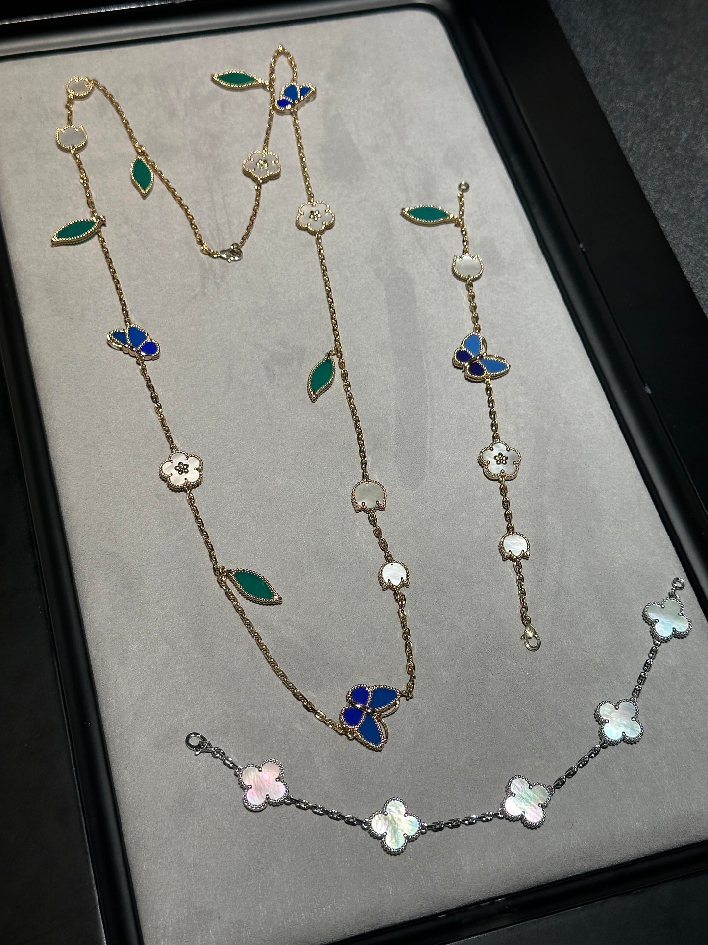 [Regal Gem] 2026 NEW CLOVER 15 MOTIFS LUCKY NECKLACE