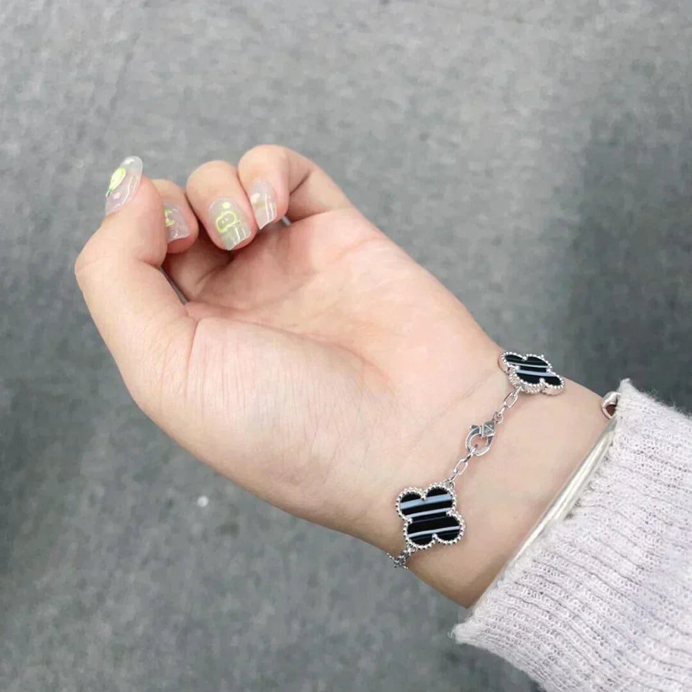 [Regal Gem] CLOVER 5 MOTIF PULSAR STONE BRACELET COLLECTION
