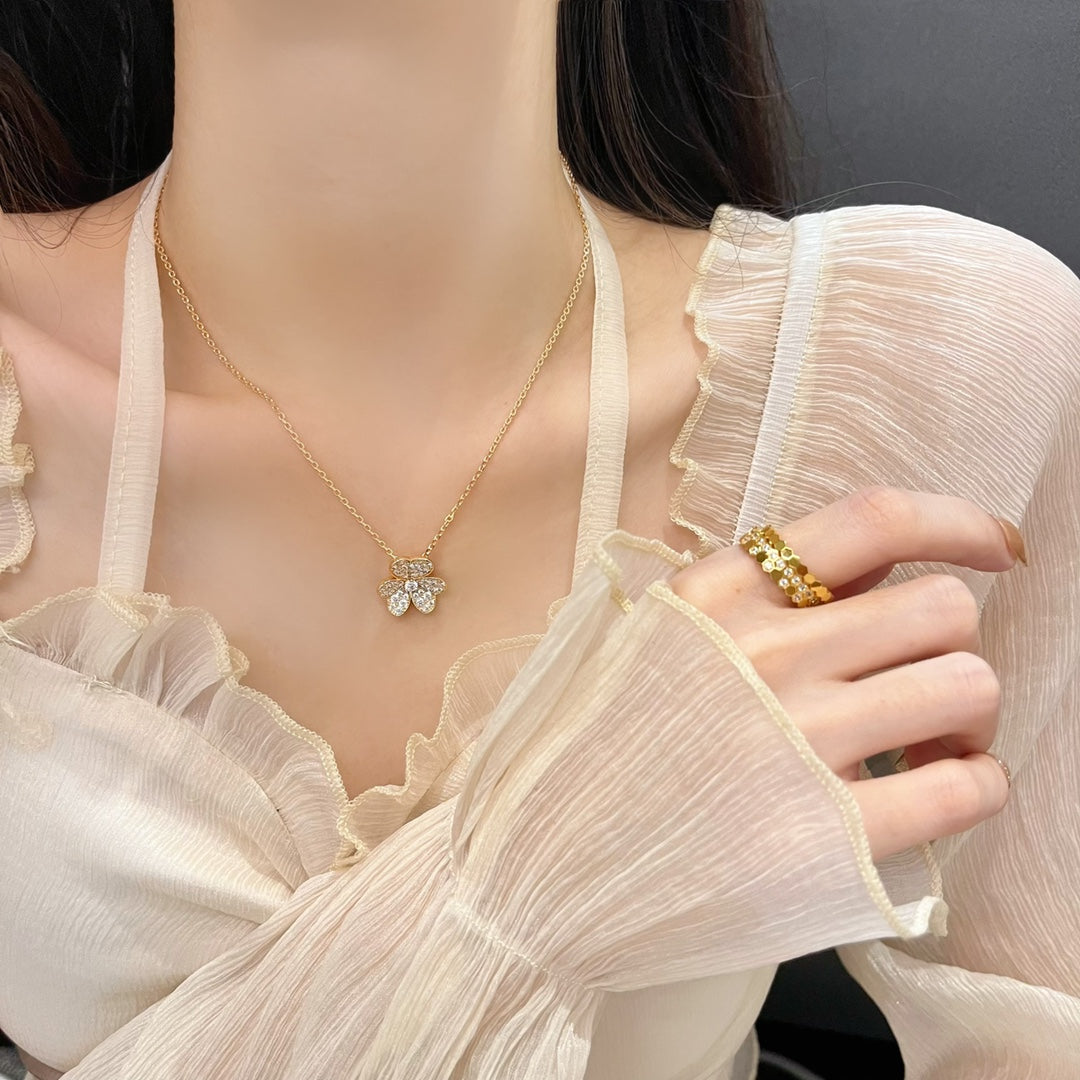 [Regal Gem]FLOWER DIAMOND NECKLACE