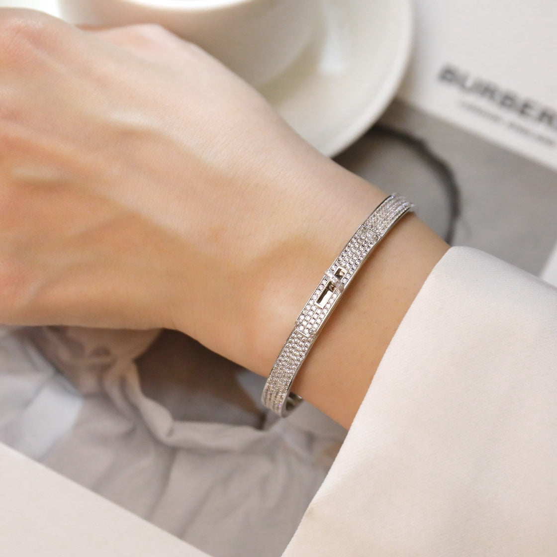 [Regal Gem]KELLY BRACELET DIAMOND PAVED