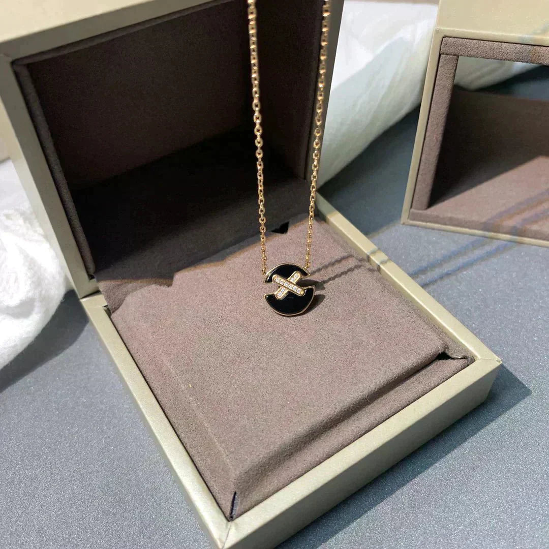 [Regal Gem]JEUX DE Regal Gem GOLD DIAMOND NECKLACE