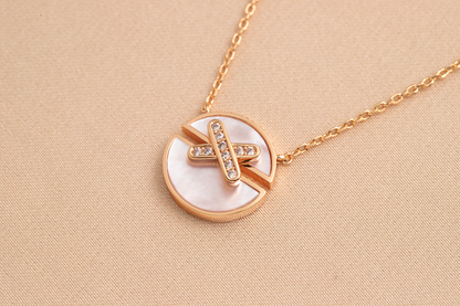 [Regal Gem]JEUX DE PINK GOLD DIAMOND NECKLACE