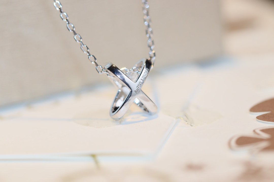 [Regal Gem]JEUX DE DIAMOND NECKLACE