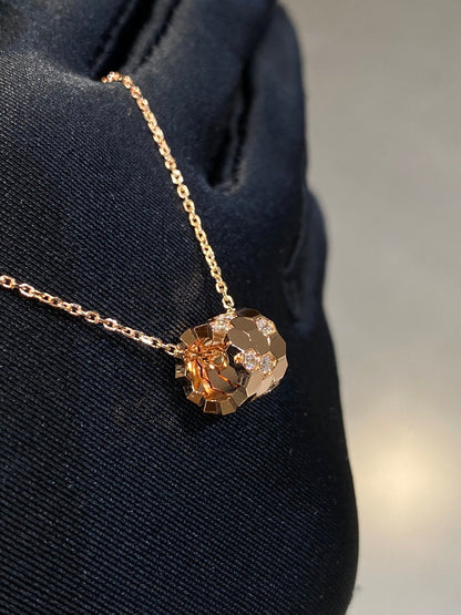 [Regal Gem]BEE LOVE DIAMOND NECKLACE