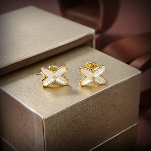 [Regal Gem]JEUX DE WHITE MOP GOLD DIAMOND EARRINGS