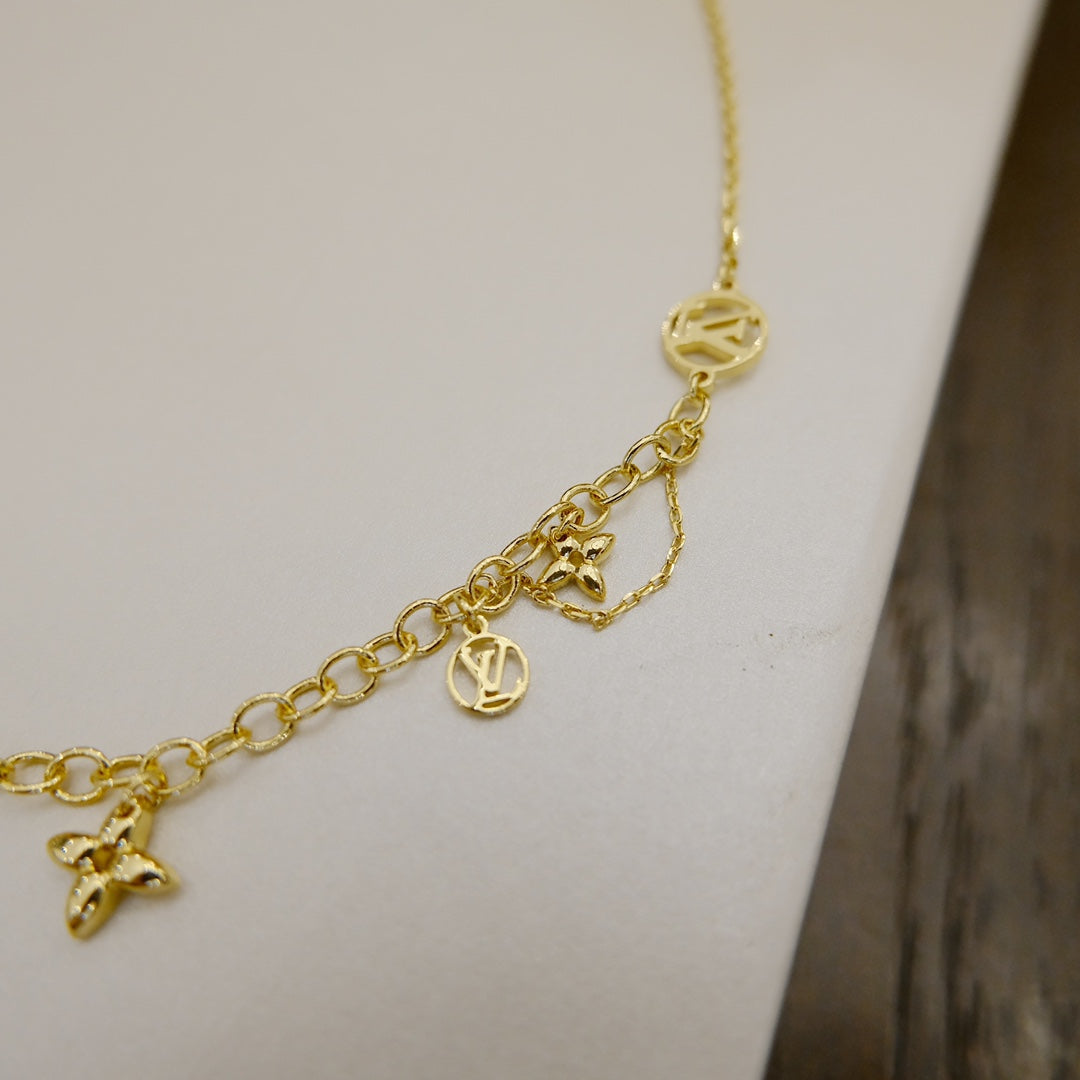 [Regal Gem]BLOOMING SUPPLE NECKLACE BRASS