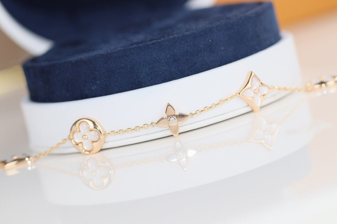 [Regal Gem]LEAF CLOVER BRACELET