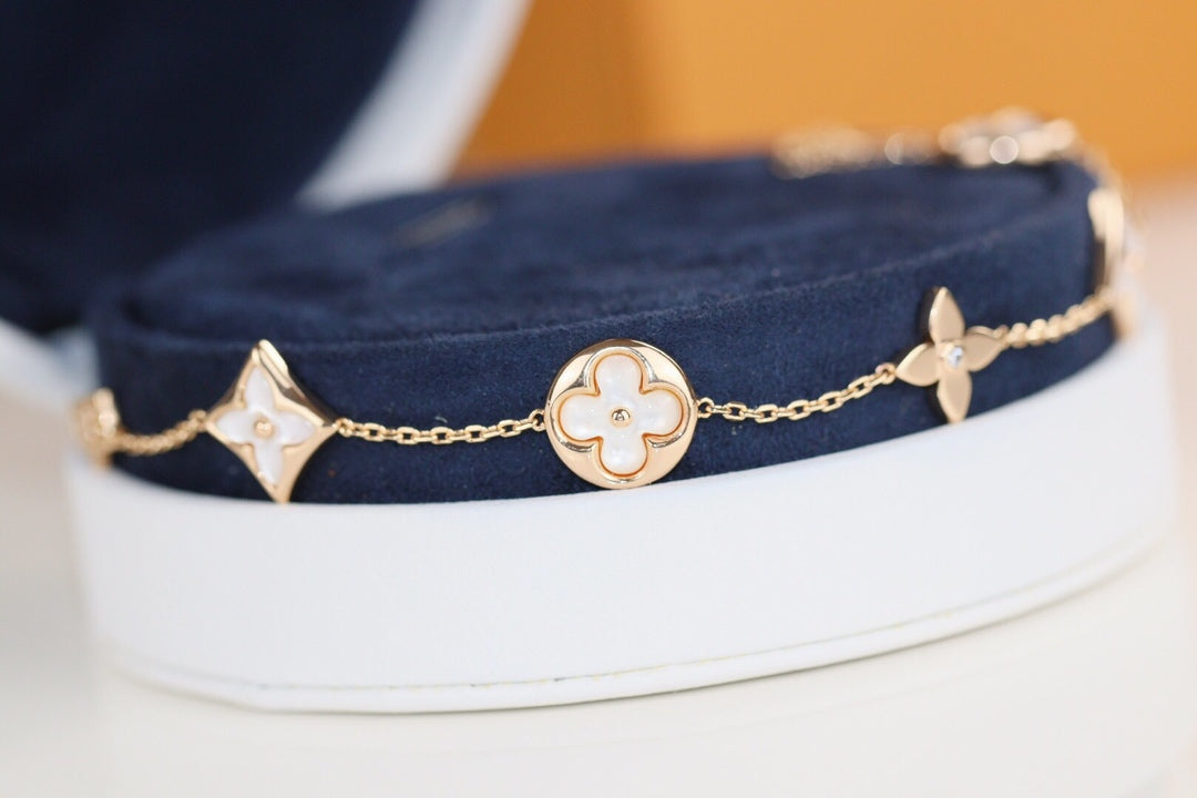 [Regal Gem]LEAF CLOVER BRACELET