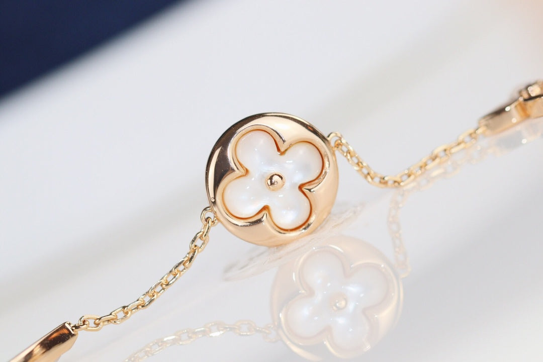 [Regal Gem]LEAF CLOVER BRACELET