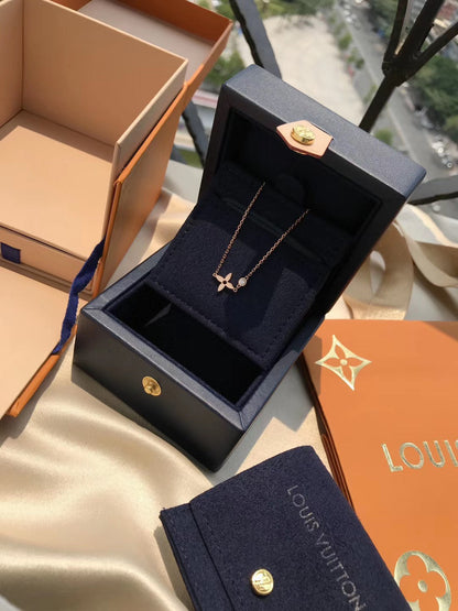 [Regal Gem]BLOSSOM PENDANT PINK GOLD AND DIAMOND