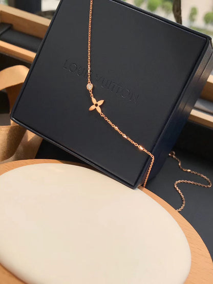 [Regal Gem]BLOSSOM PENDANT PINK GOLD AND DIAMOND