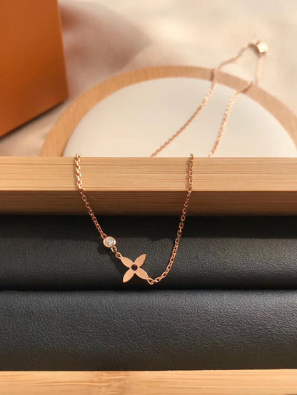 [Regal Gem]BLOSSOM PENDANT PINK GOLD AND DIAMOND