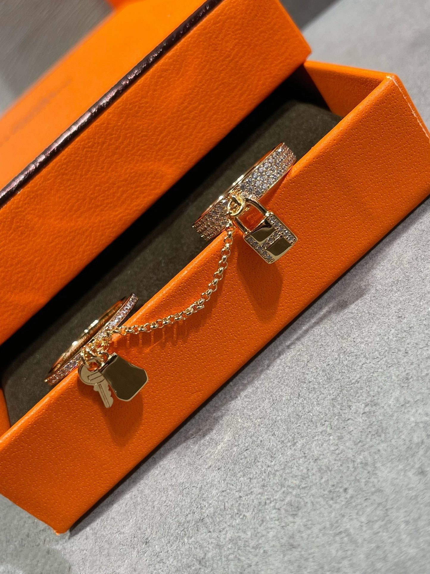 [Regal Gem]HM KELLY CLOCHETTE DOUBLE RING IN  WITH DIAMONDS