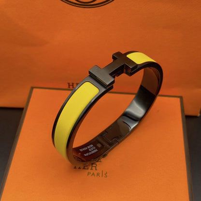 [Regal Gem]CLIC HM SO BLACK YELLOW BRACELET