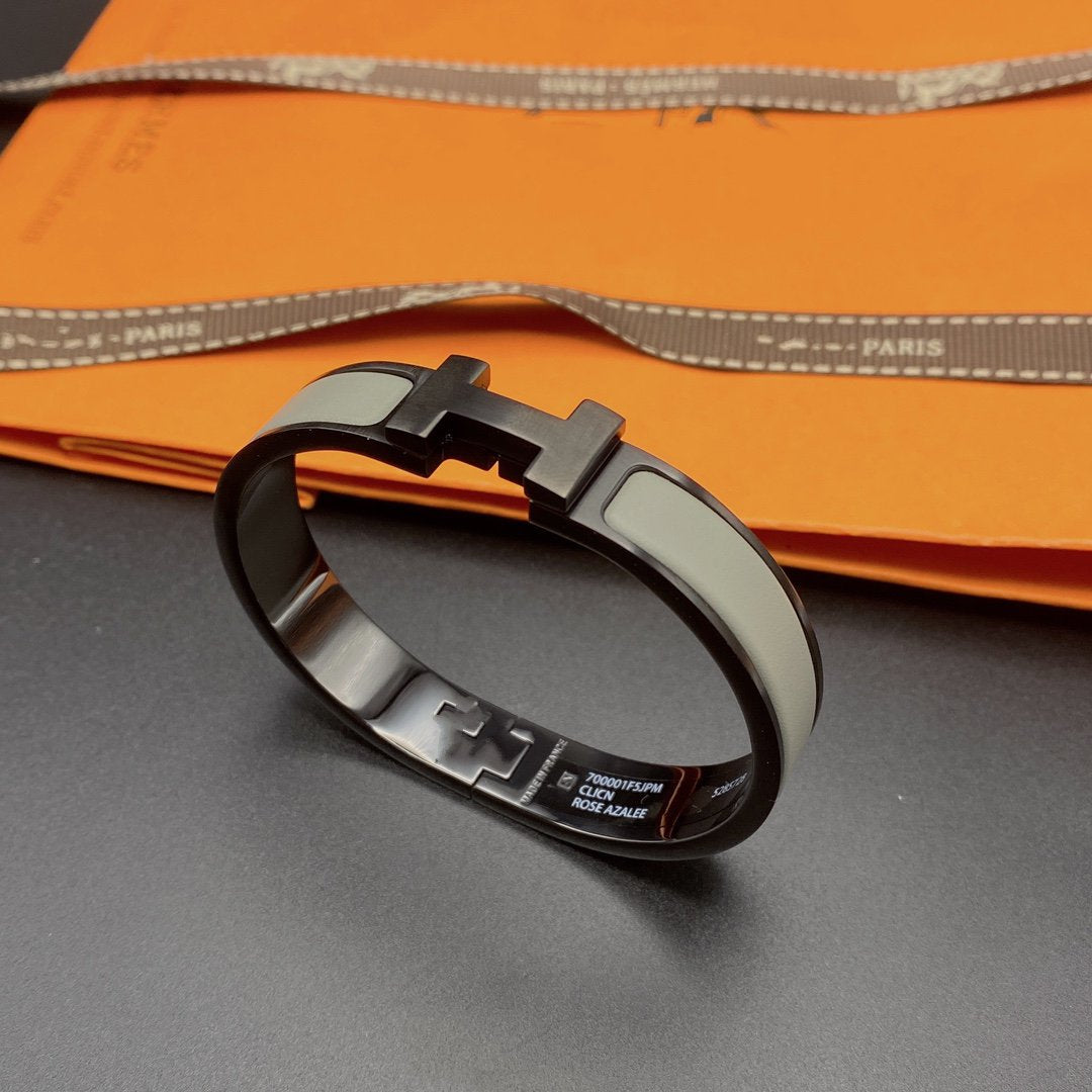 [Regal Gem]CLIC HM SO BLACK GREY BRACELET