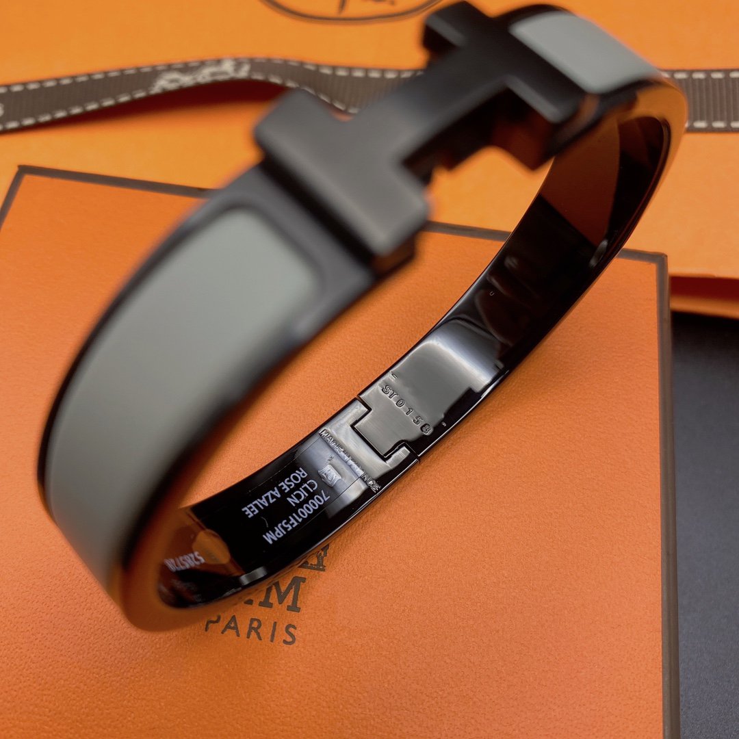 [Regal Gem]CLIC HM SO BLACK GREY BRACELET
