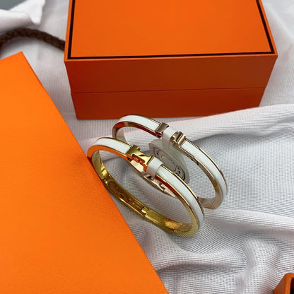 [Regal Gem]CLASSIC HM CLIC WHITE 8MM ENAMEL BRACELET
