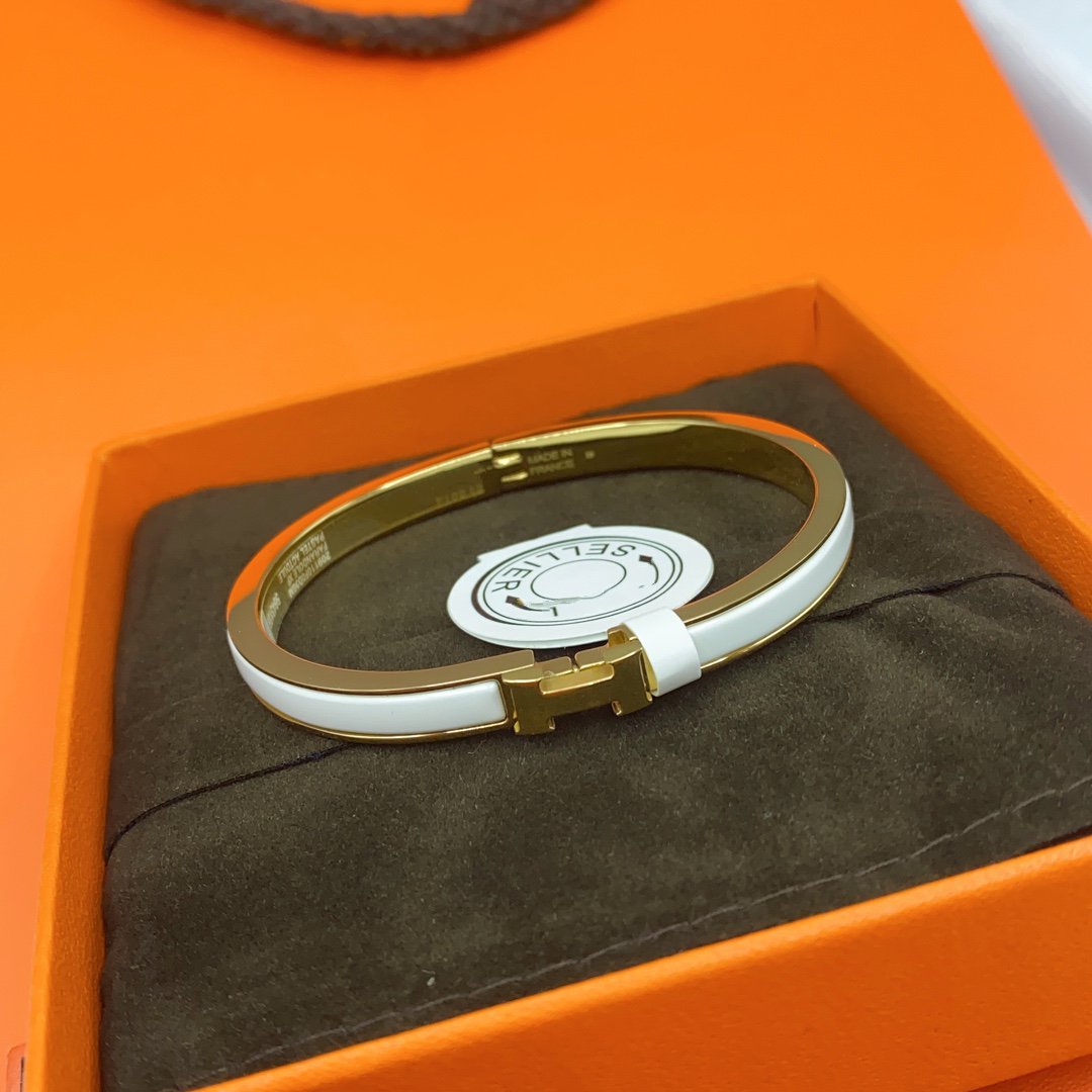 [Regal Gem]CLASSIC HM CLIC WHITE 8MM ENAMEL BRACELET