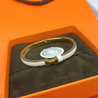 [Regal Gem]CLASSIC HM CLIC WHITE 8MM ENAMEL BRACELET