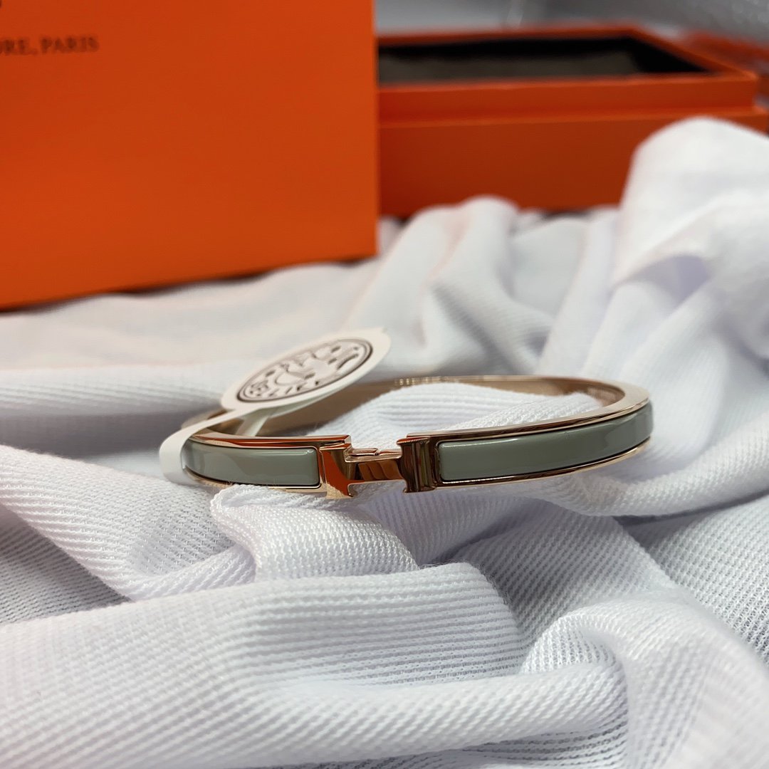 [Regal Gem]CLASSIC HM CLIC GREEN 8MM ENAMEL BRACELET