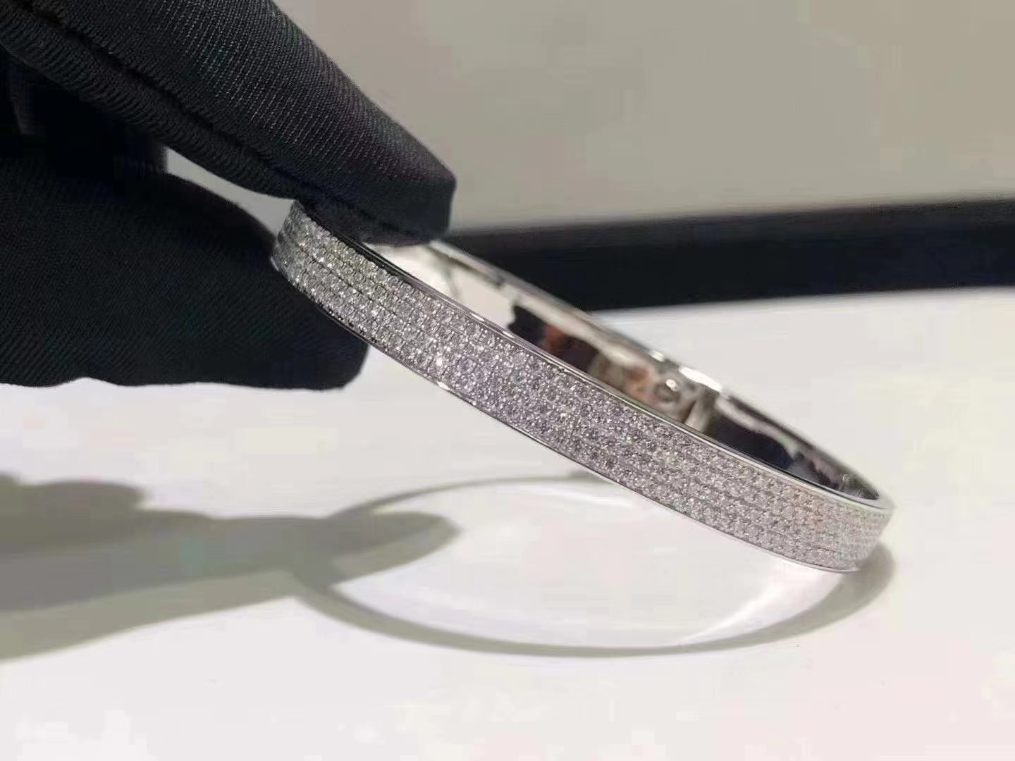 [Regal Gem]HM KELLY BRACELET IN SILVER AND FULL PAVE DIAMOND