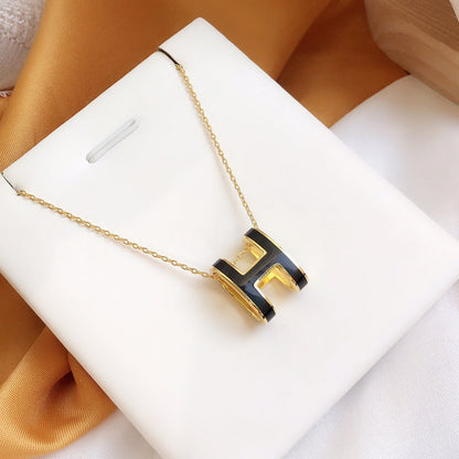 [Regal Gem]HM CLIC BLACK ENAMEL GOLD NECKLACE