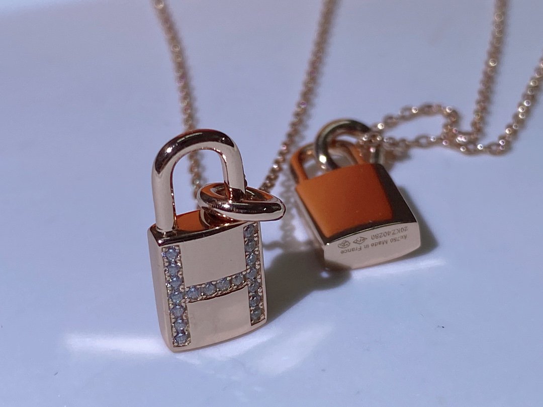 [Regal Gem]HM ADVANCED NICHE LOCK HEAD NECKLACE DIAMONDS