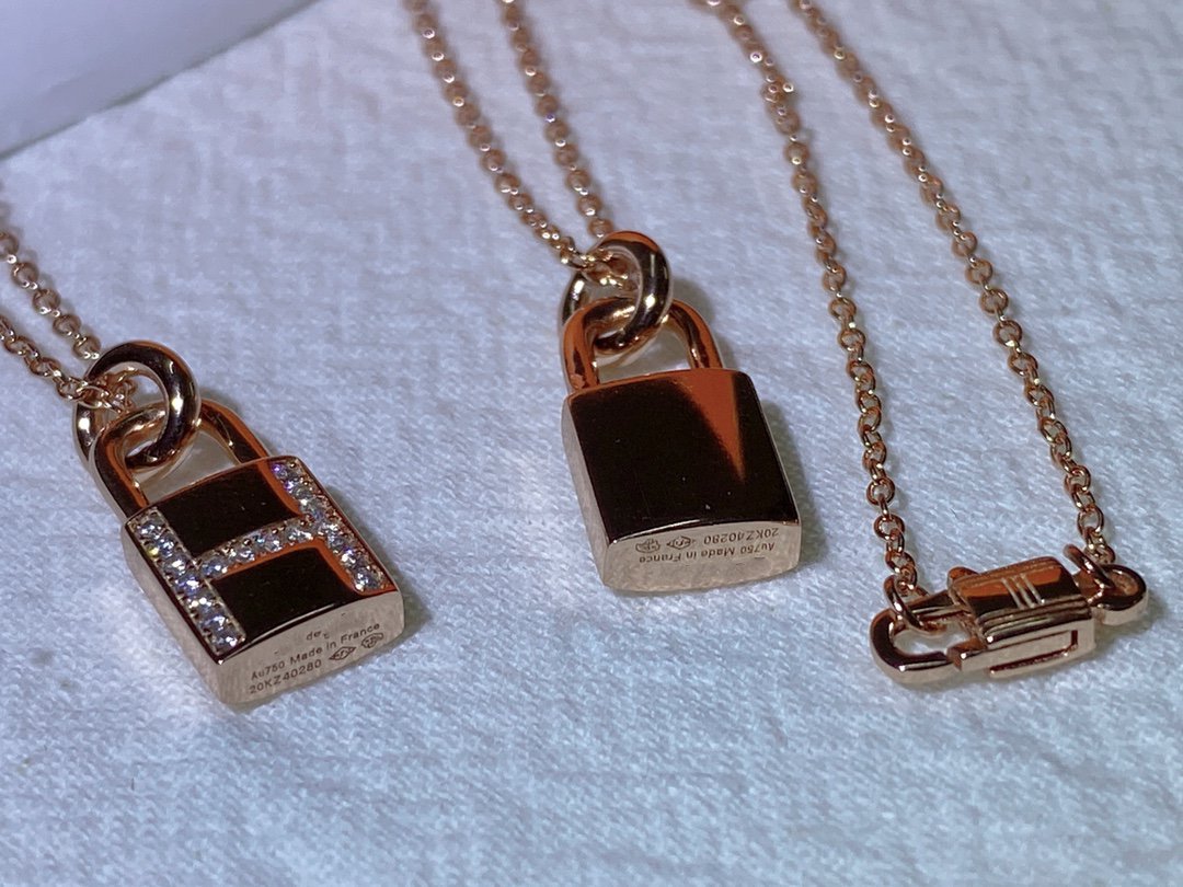 [Regal Gem]HM ADVANCED NICHE LOCK HEAD NECKLACE DIAMONDS