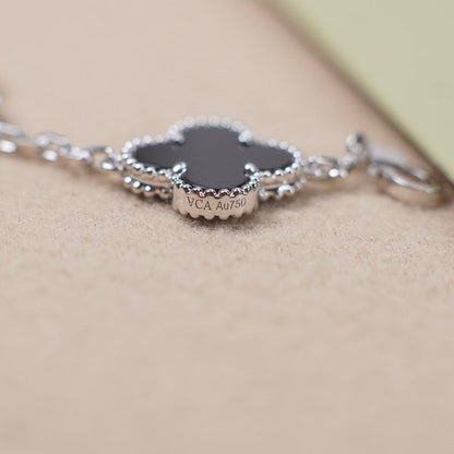 [Regal Gem] CLOVER 5 MOTIF ONYXS BRACELET COLLECTION
