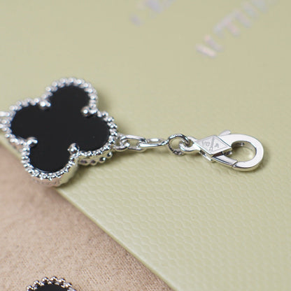 [Regal Gem] CLOVER 5 MOTIF ONYXS BRACELET COLLECTION