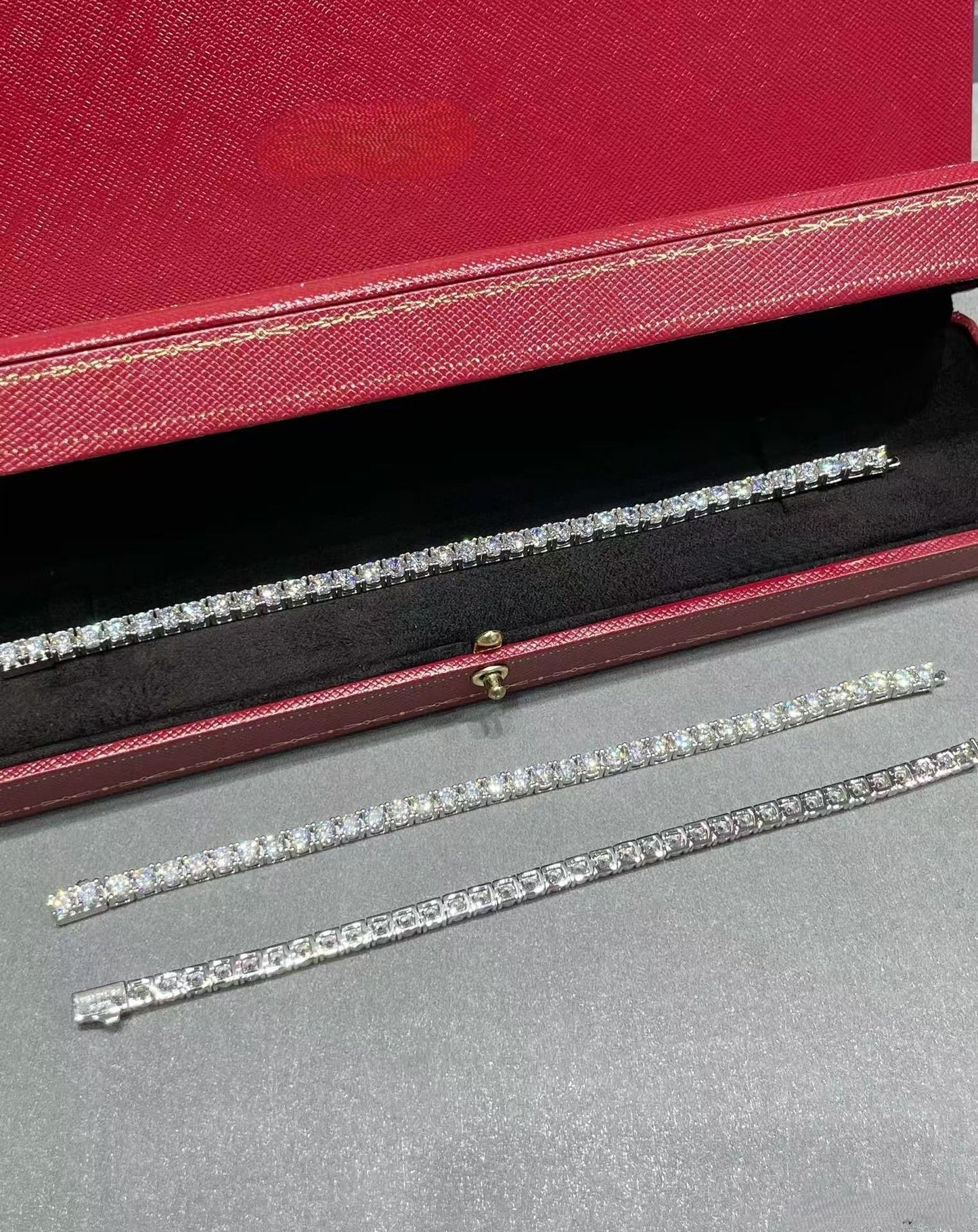 [Regal Gem jewelrys]TENNIS BRACELET WITH FULL DIAMOND SETTING