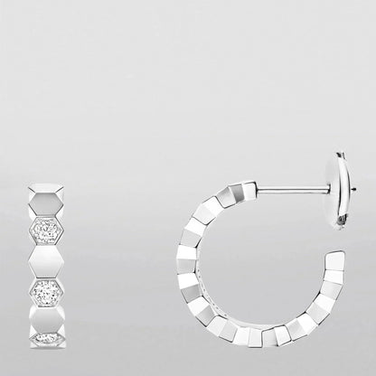[Regal Gem]Hollow Design Four-Leaf Clover Flower Shape Ring
